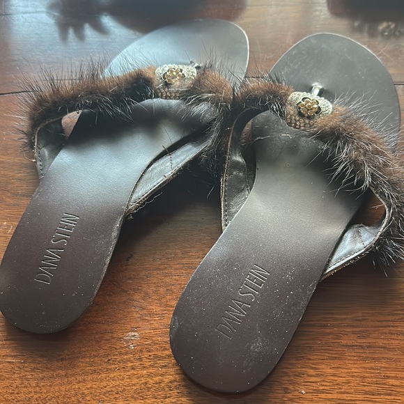 Dana Stein Monte Carlo Slipper - Picture 4 of 7